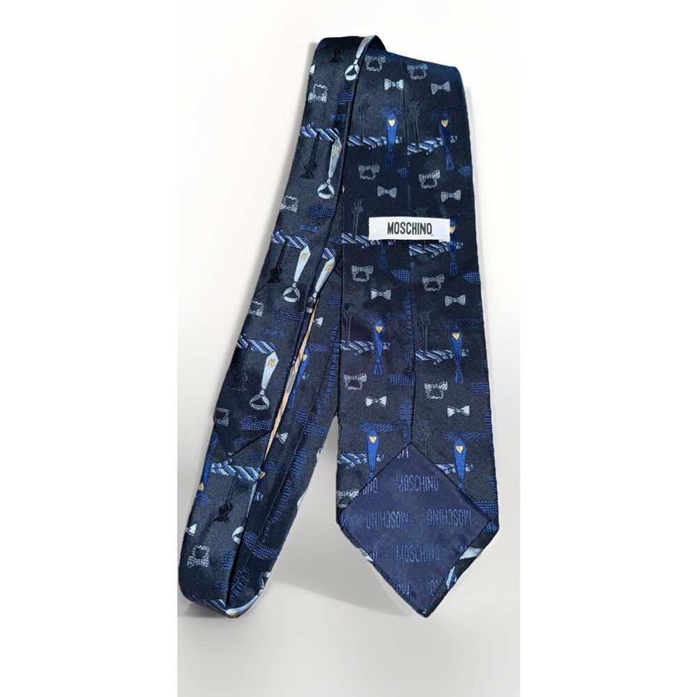VINTAGE MOSCHINO SILK TIE All Over Tie Pattern MOSCHINO MADE IN ITALY - Picture 1 of 5
